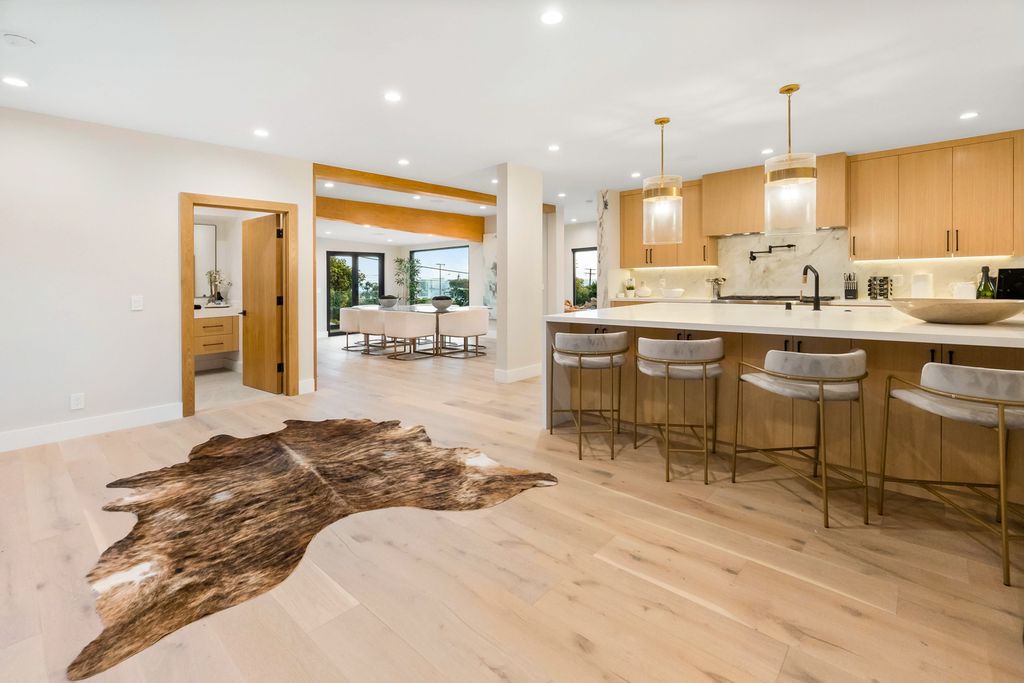 Pacific Coast Villa LA OliversTravels 5