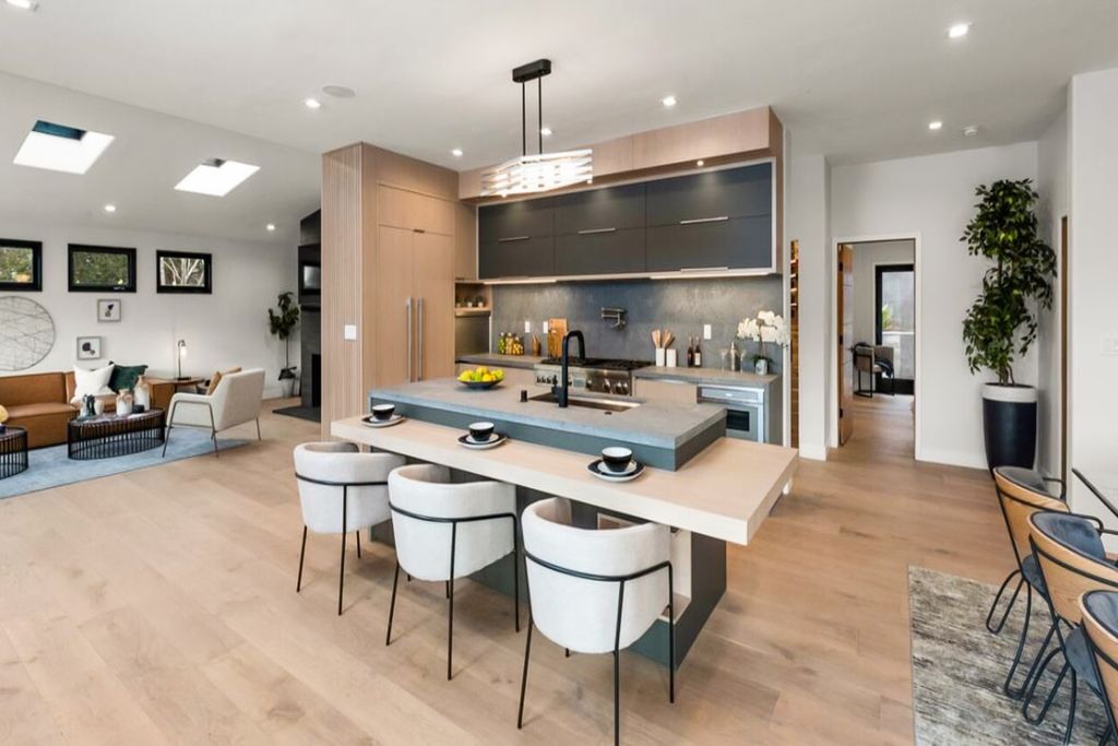 Villa Eureka USA Olivers Travels 4