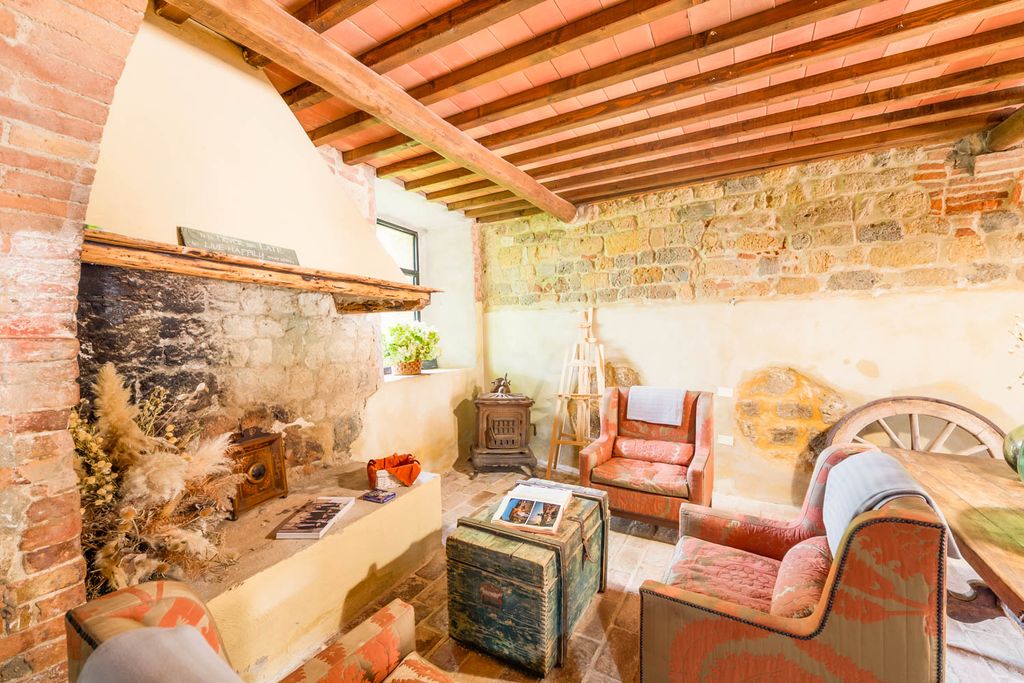 Pape Touna Tuscany Italy OliversTravels 4