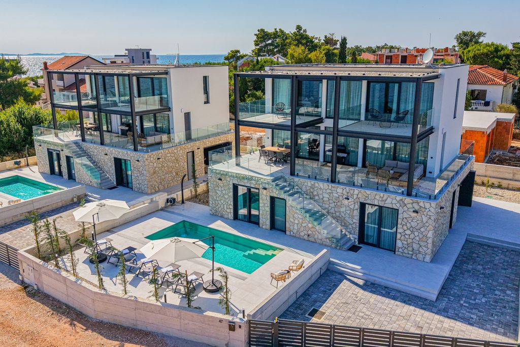 Villa Vista Adriatica Dalmatia Coast Olivers Travels 1