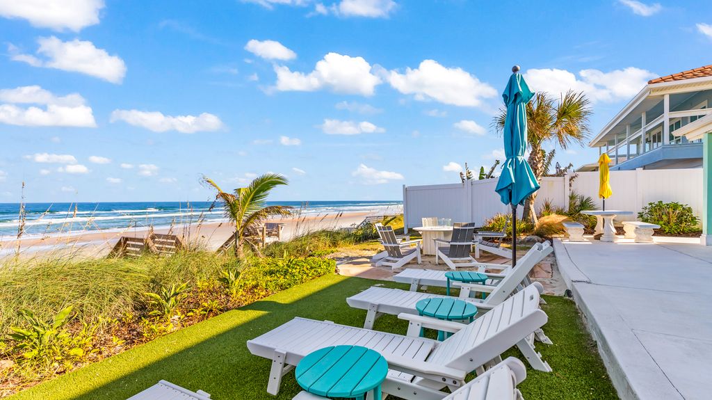 Salty Cottage Daytona Beach Olivers Travels 1