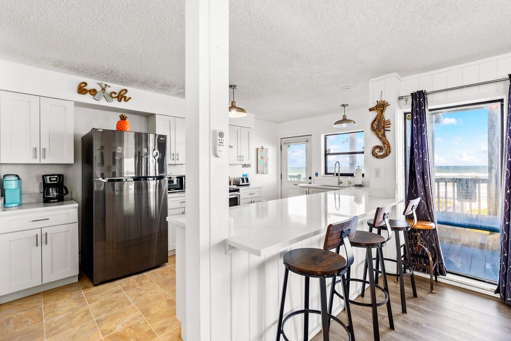 Pelican Paradise Daytona Beach Olivers Travels 5