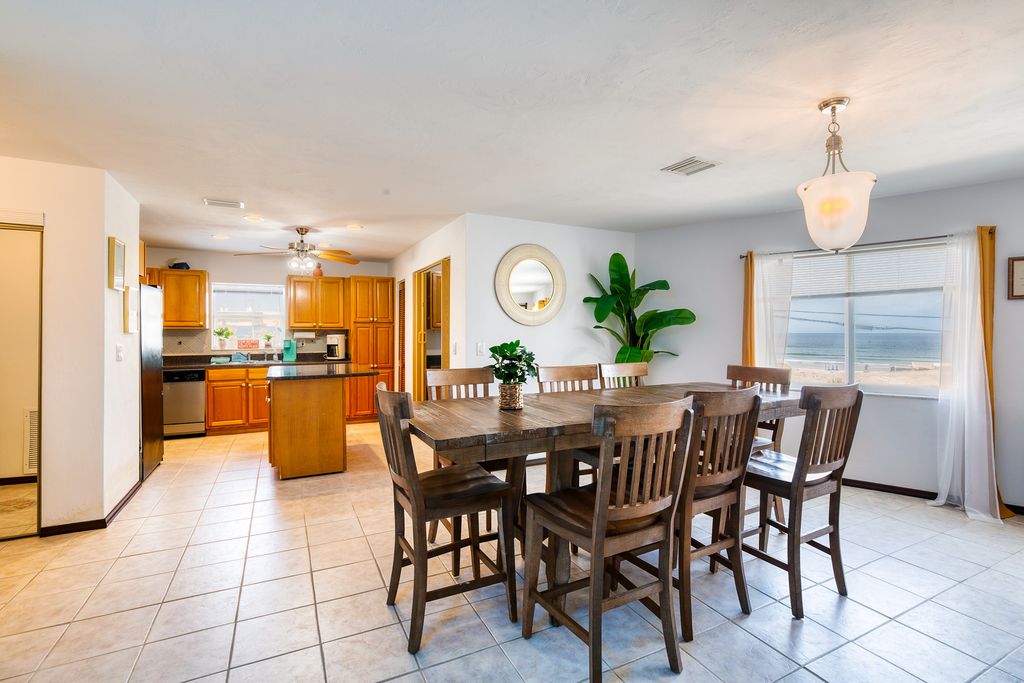 Flip Flop Fiesta Daytona Beach Olivers Travels 3