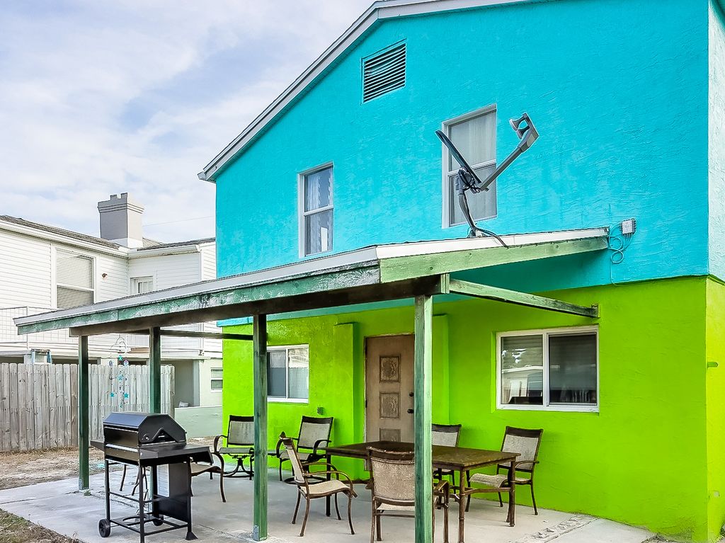 Surf Shack Daytona Beach Olivers Travels 1