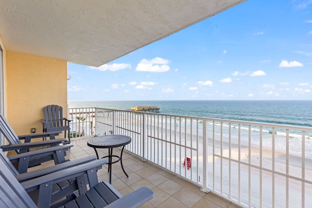 Palm Pearl Daytona Beach Olivers Travels 1