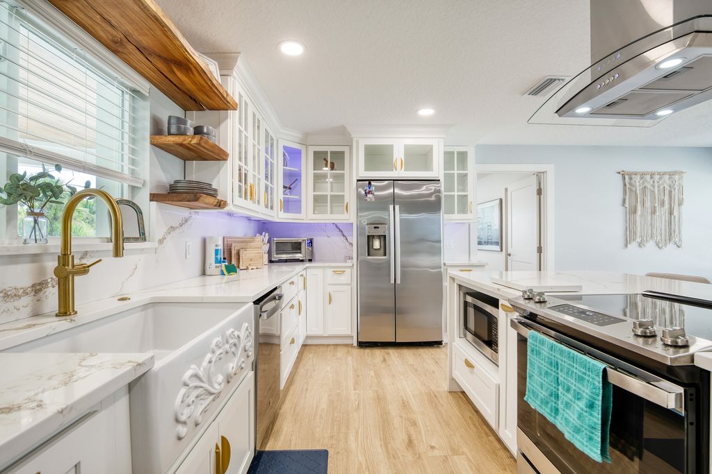 Wandering Waves Daytona Bach Olivers Travels 4