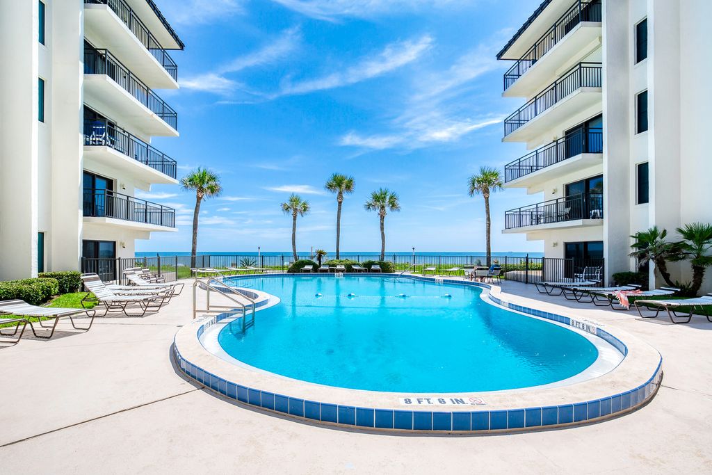 Coastal Condo Daytona Beach Olivers Travels 1