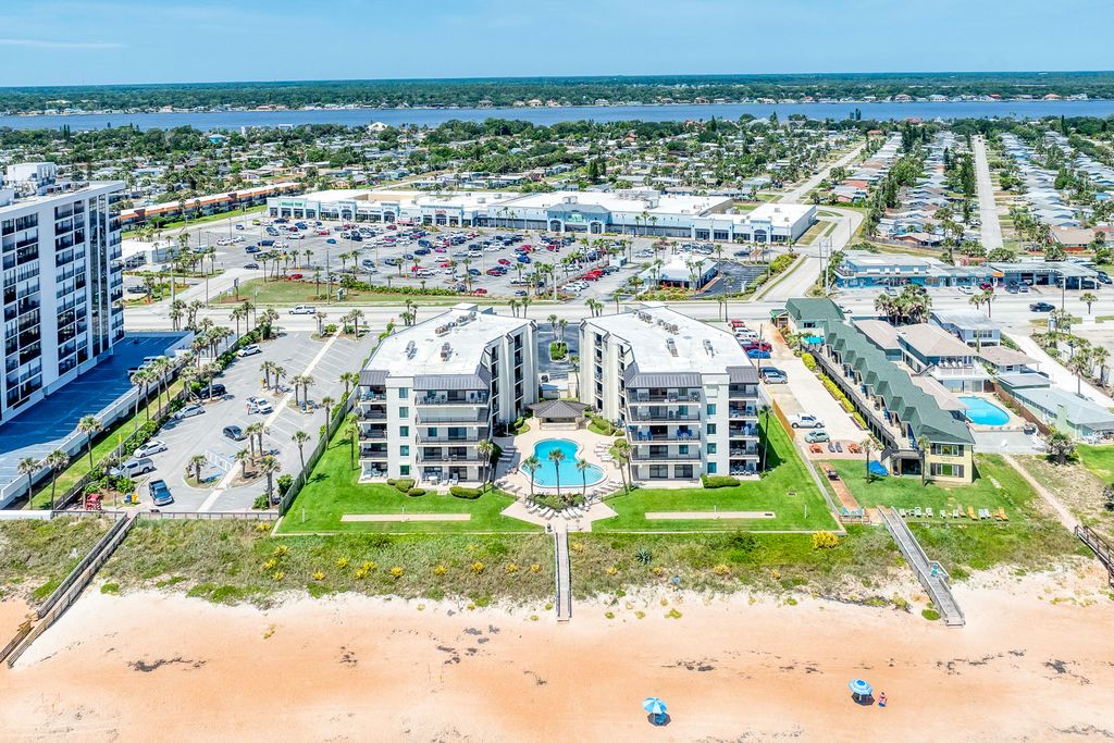 Coastal Condo Daytona Beach Olivers Travels 2