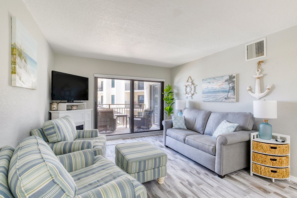 Coastal Condo Daytona Beach Olivers Travels 3