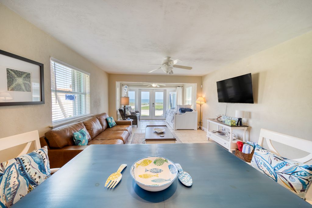 Beachside Breeze Daytona Beach Olivers Travels 3