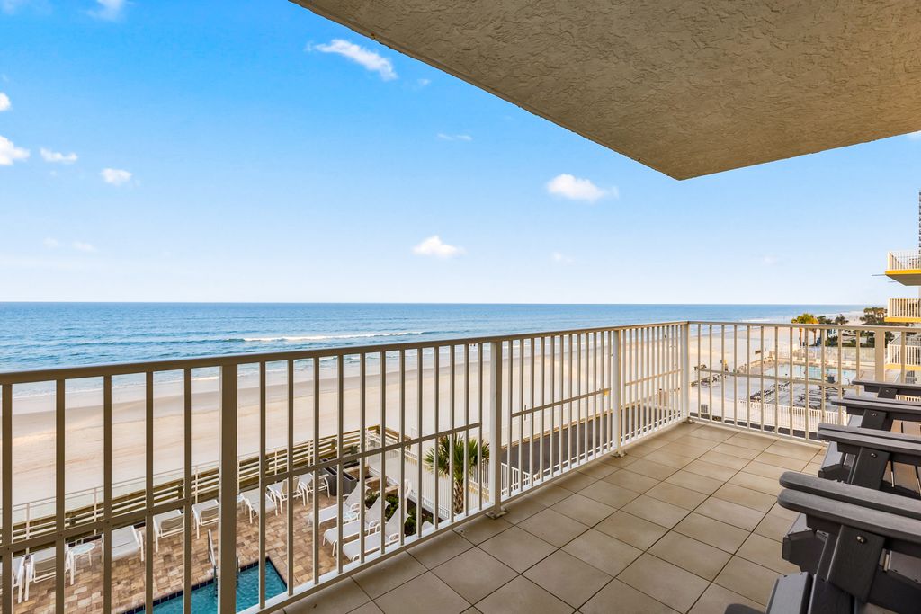 Dolphin Dreamer Daytona Beach Olivers Travels 2