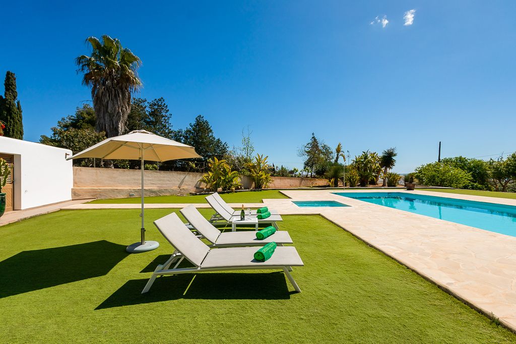 Villa Santa Eulalia Ibiza Olivers Travels 2