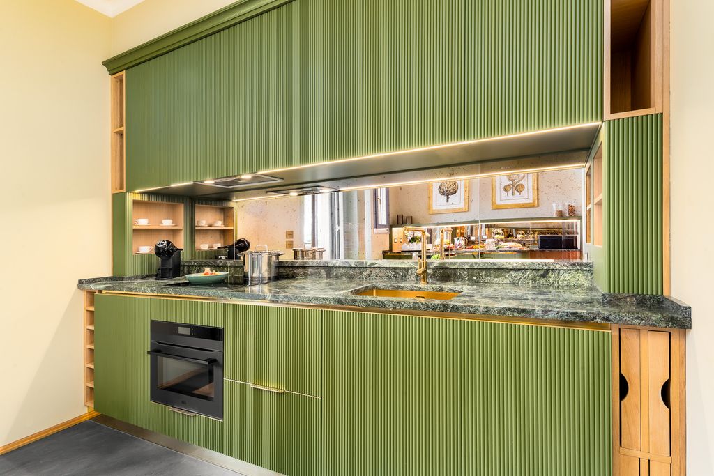 Apartment Zafferano Milan Olivers Travels 4