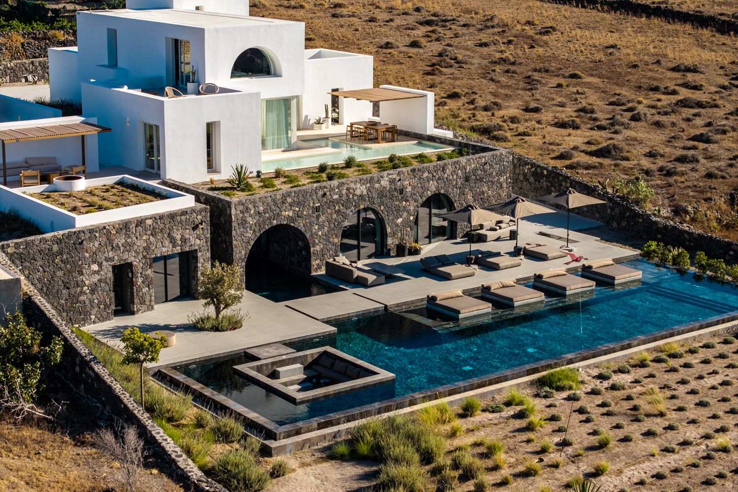 Oia Chic