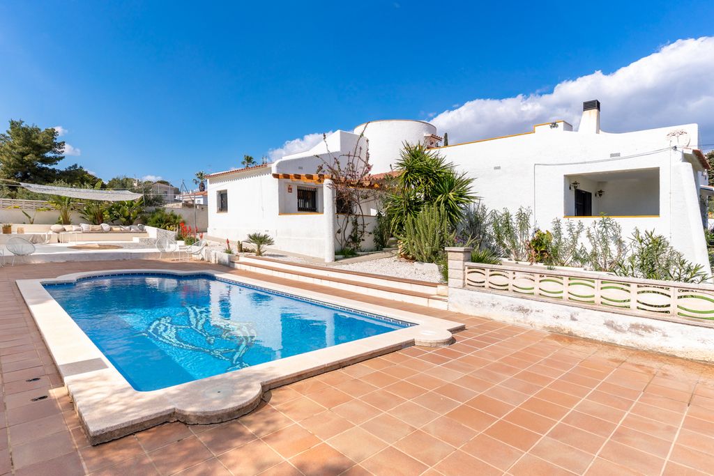 Villa Daurada SH OliversTravels 2