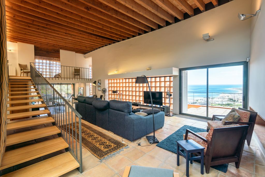 Villa La Levantina Sitges SH OliversTravels 2