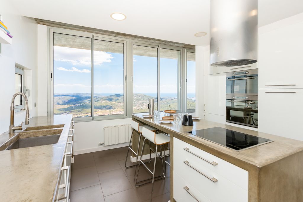 Villa Balcon del Sol Sitges SH OliversTravels 5