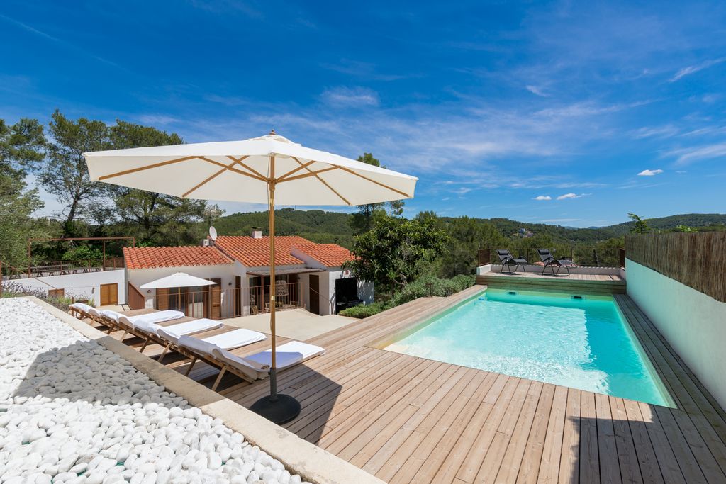 Villa Can Sidos Sitges Hills OliversTravels 2