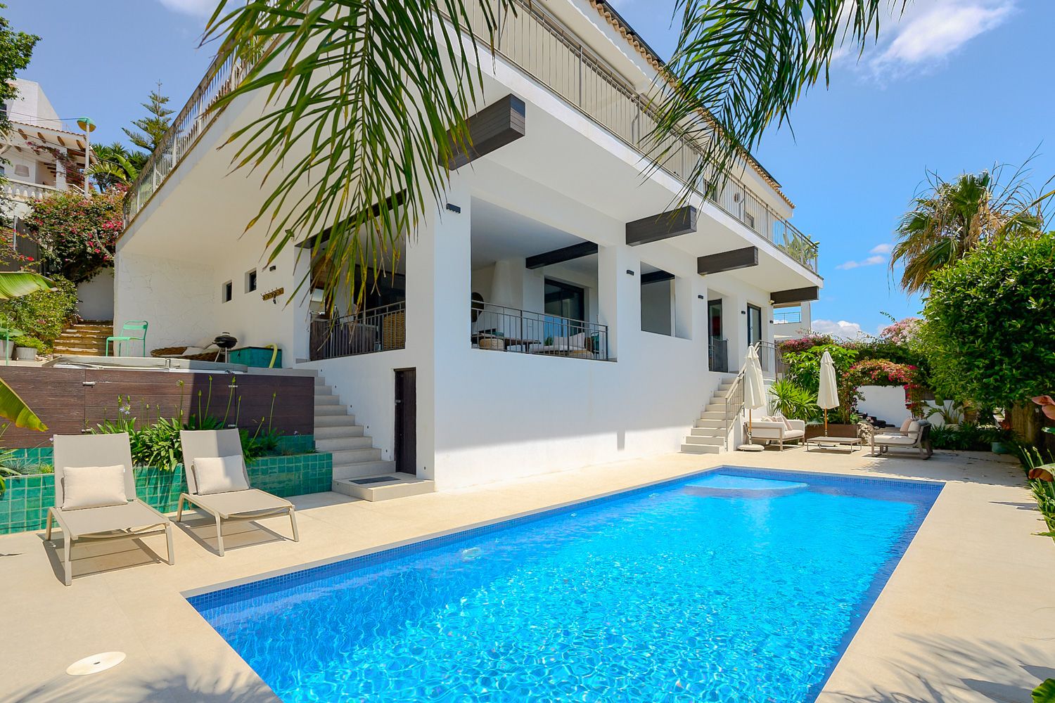 Villa Flores I