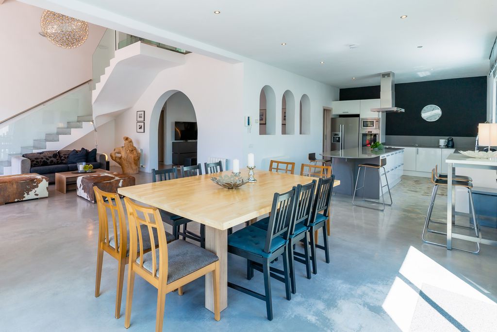 Villa Ibiza SH OliversTravels 4