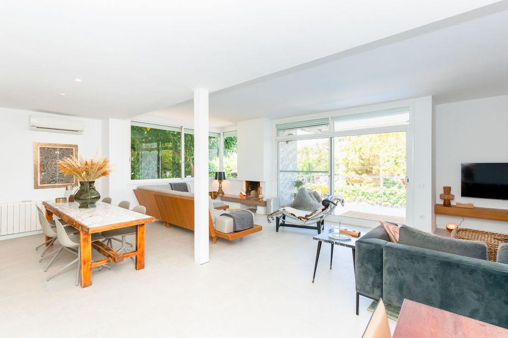 Villa Trinitat SH OliversTravels 4