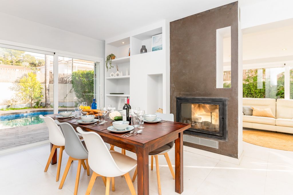 Villa Mar Fina Sitges SH Olivers Travels 3