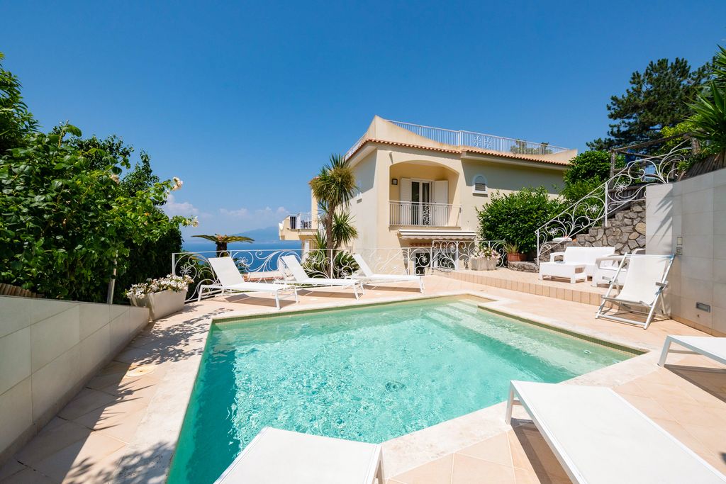 Villa La Veduta Sorrento Olivers Travels 1