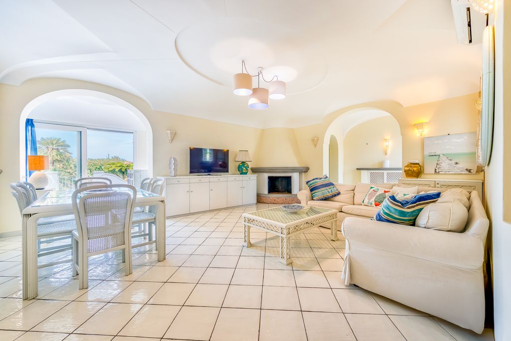 Villa Nassella Ischia Olivers Travels 3