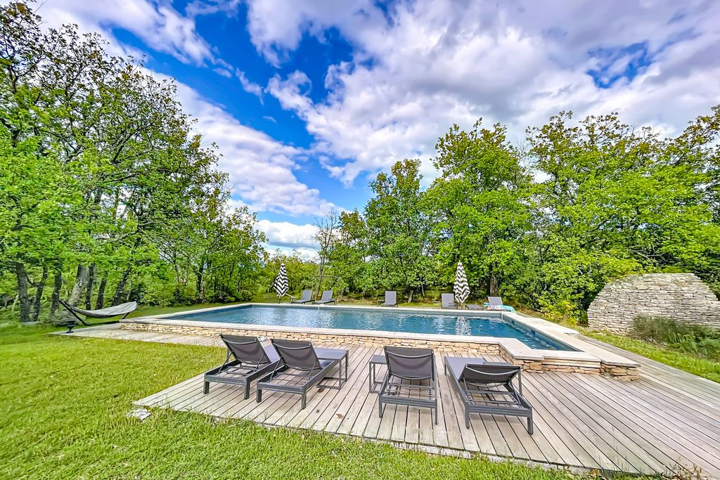 Maison Mur En Pierres CH Olivers Travels 1