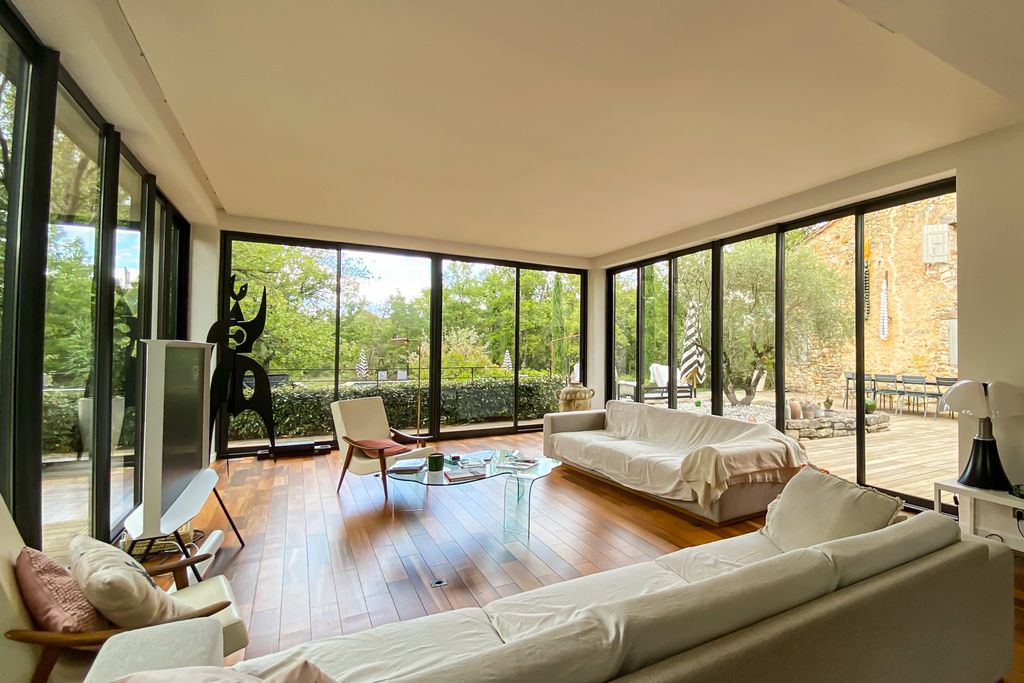 Maison Mur En Pierres CH Olivers Travels 2