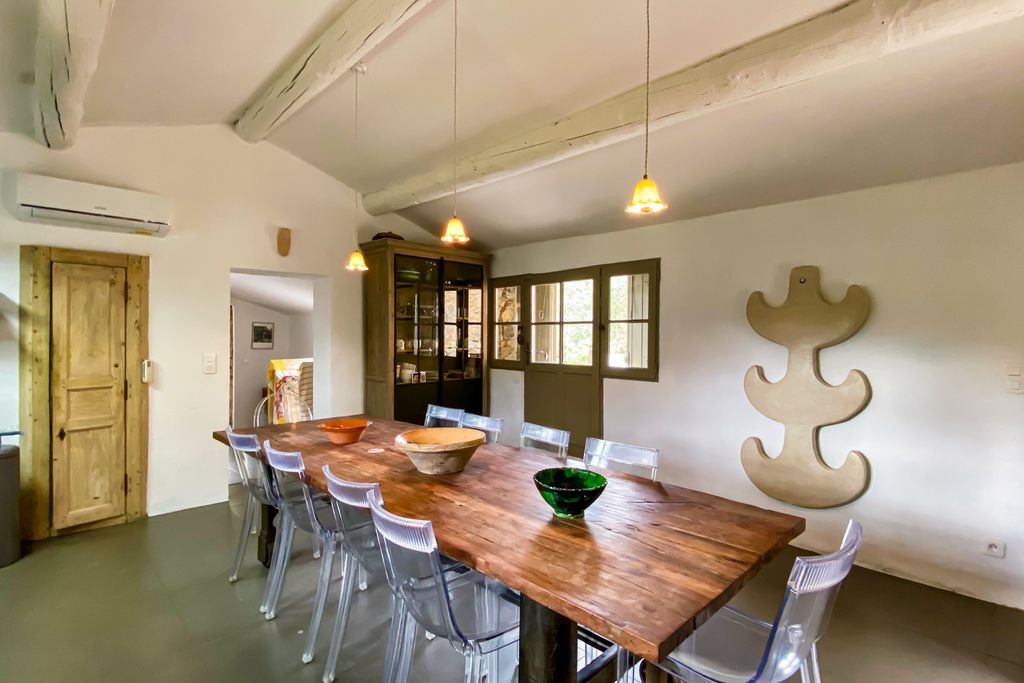 Maison Mur En Pierres CH Olivers Travels 4