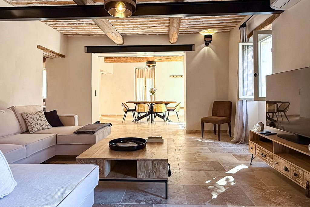 Maison Du Puy CH OliversTravels 4