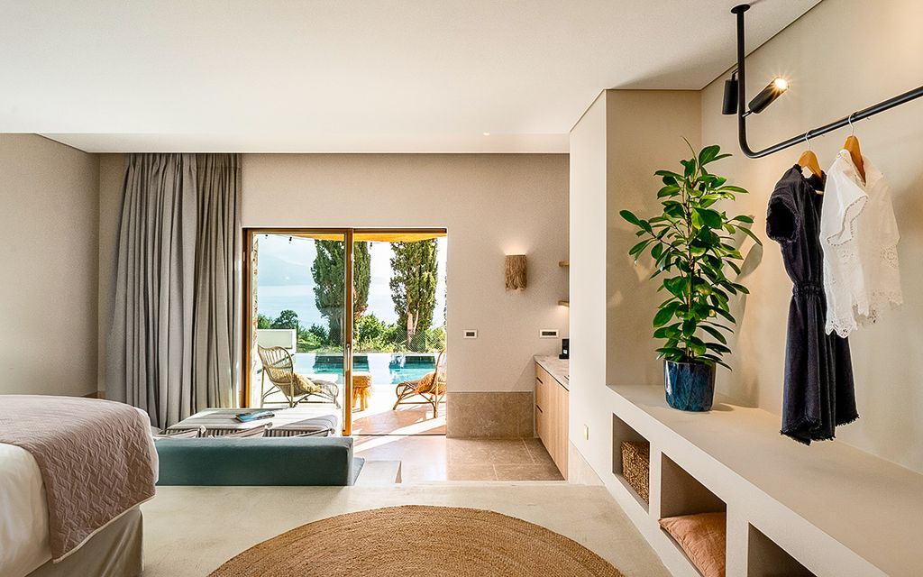 Golden SuiteKefalonia Olivers Travels 4