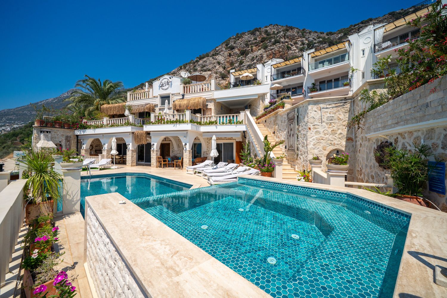 Villa Iznek