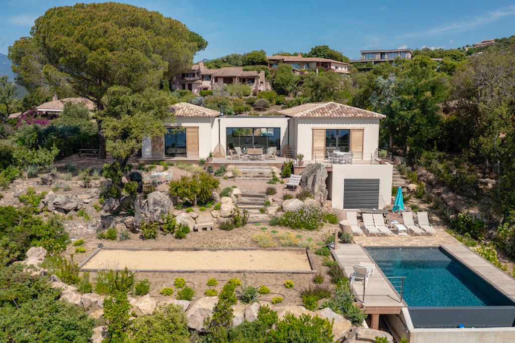 Villa Menuet CH OliversTravel 1.1