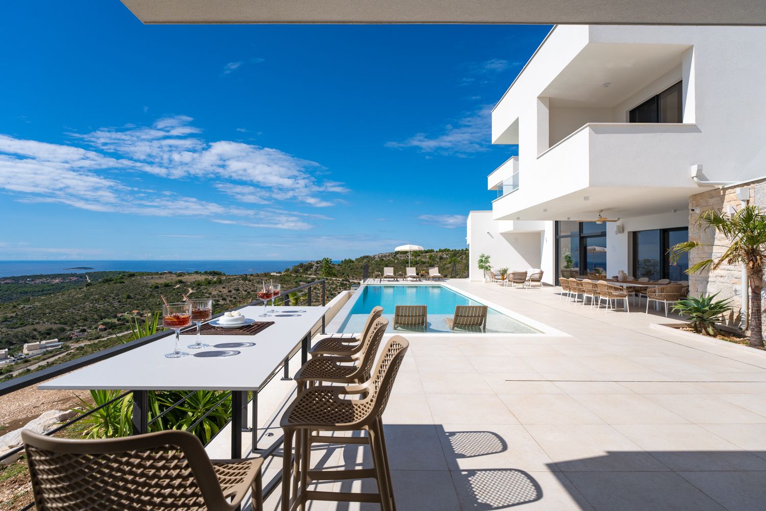 Maris Residence