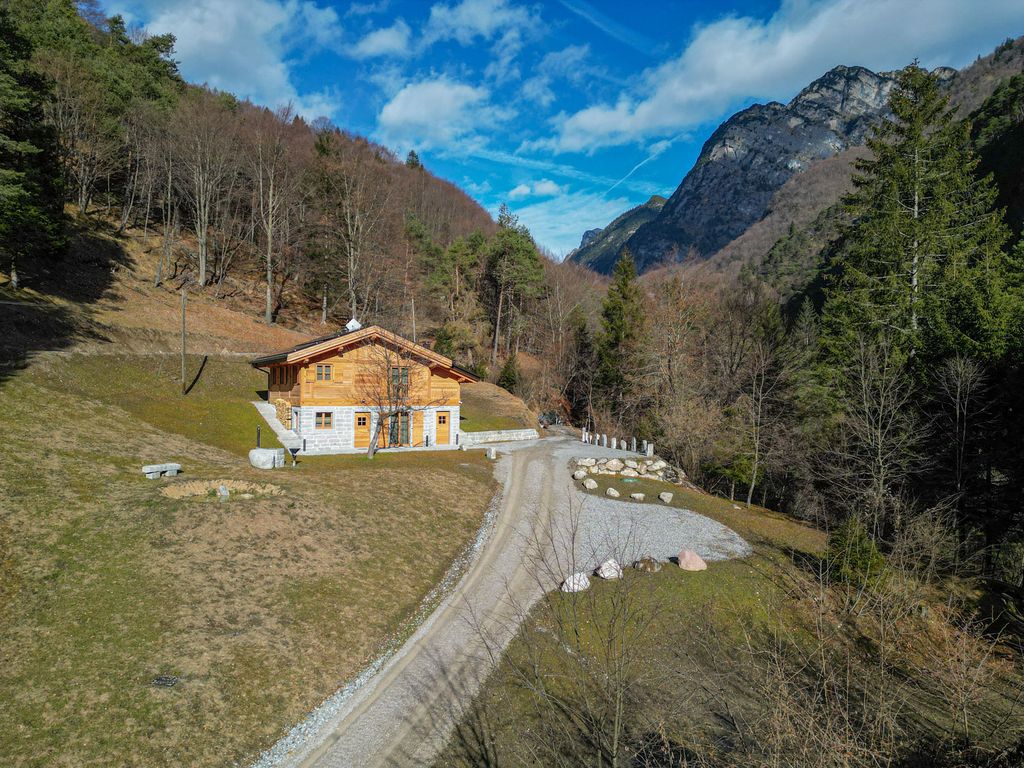 Baita Michela Dolomites Olivers Travels 1