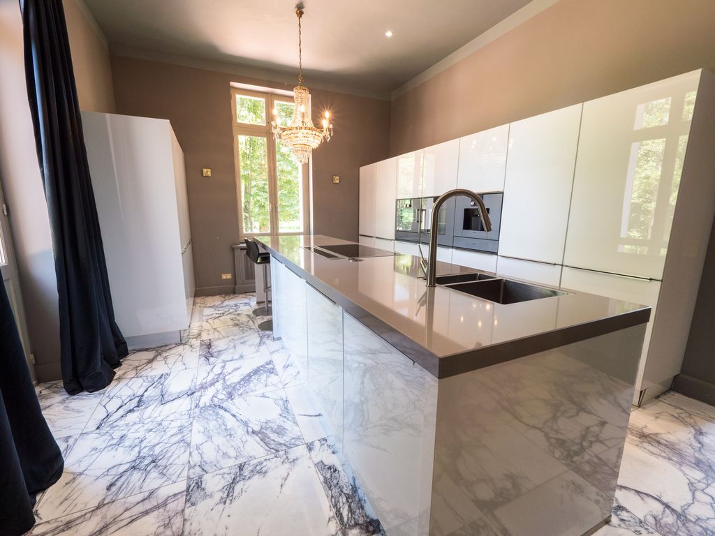 Chateau Des Daims St Remy Olivers Travels 4