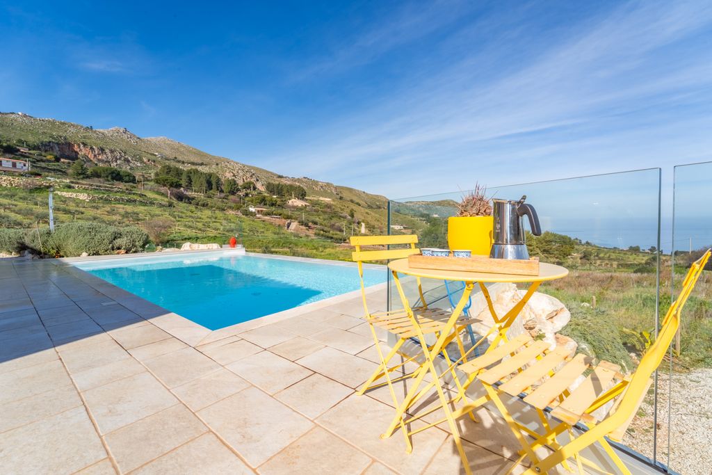 Villa Colombrina Sicily OliversTravels 3