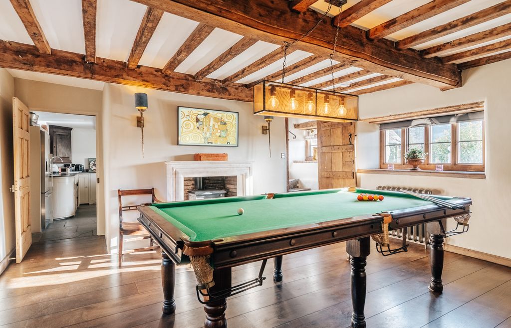 Little Manor Wales Olivers Travels 3