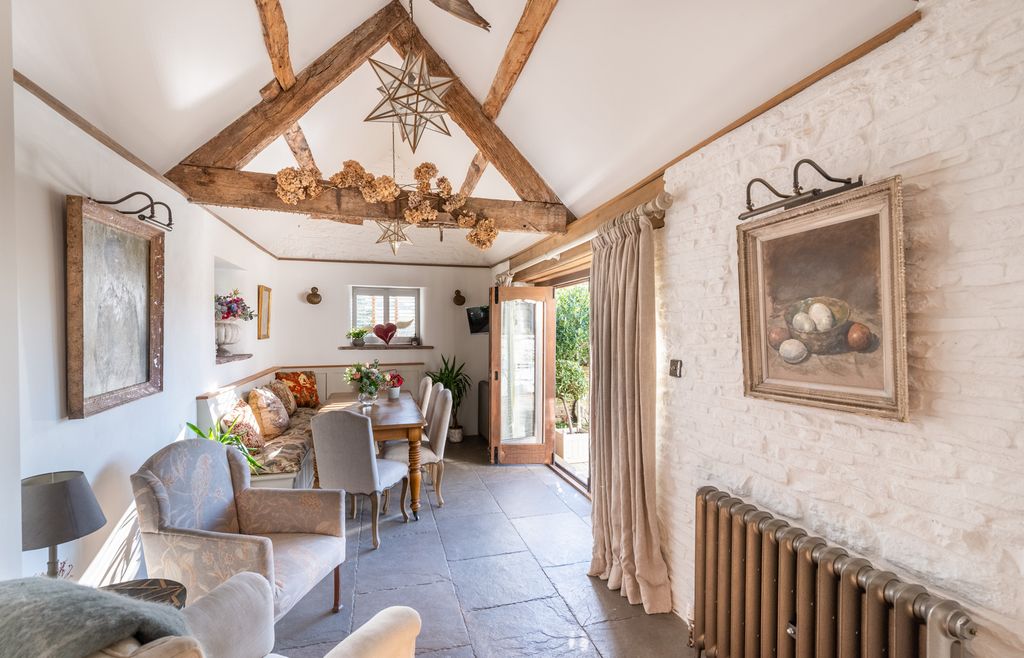 Little Manor Wales Olivers Travels 4