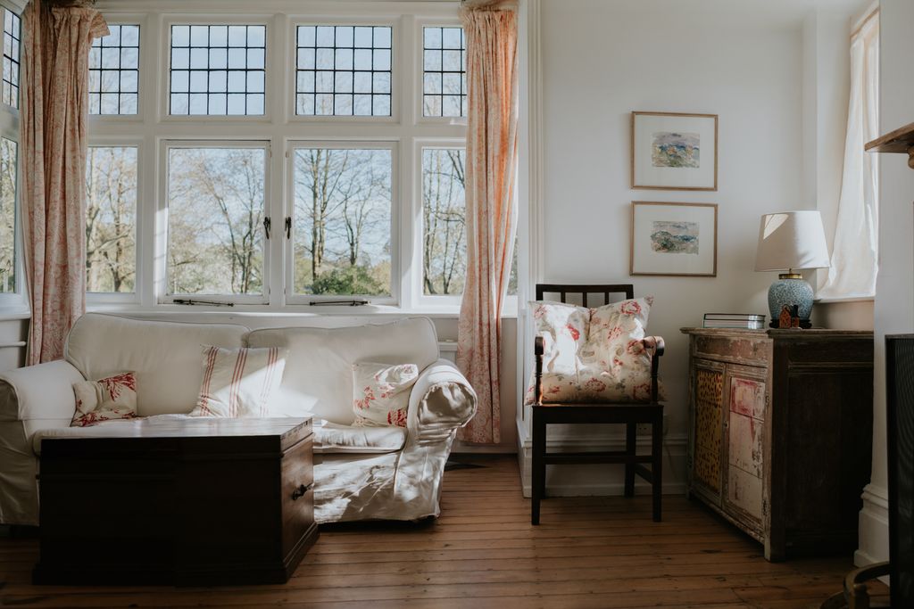 Wildflower Manor Dorset Olivers Travels 2