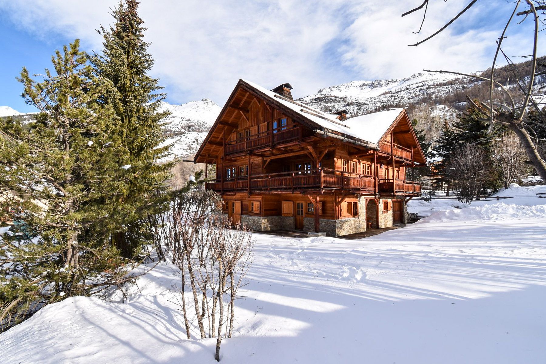 Chalet Pin Cembro