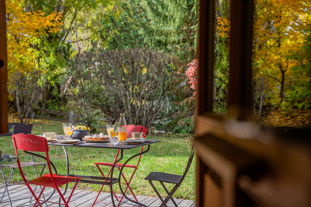 Chalet Pin Cembro Serre Chevalier Olivers Travels 4