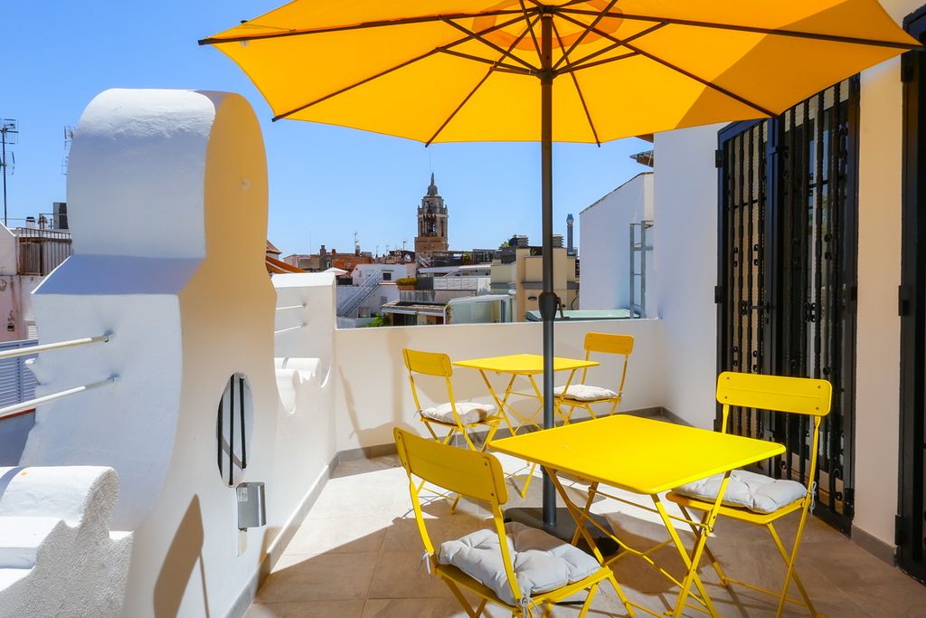 Calle Mayor SH OliversTravels 2