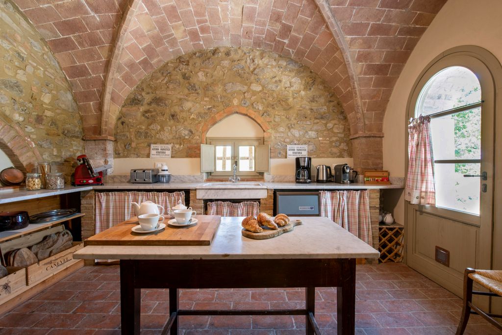Villa Monte Nero Tuscany Olivers Travels5
