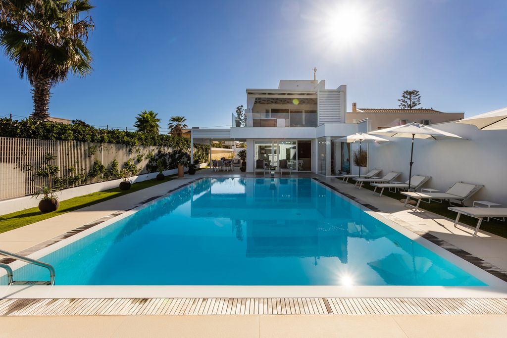 Villa Benedetta Sicily OliversTravels 1