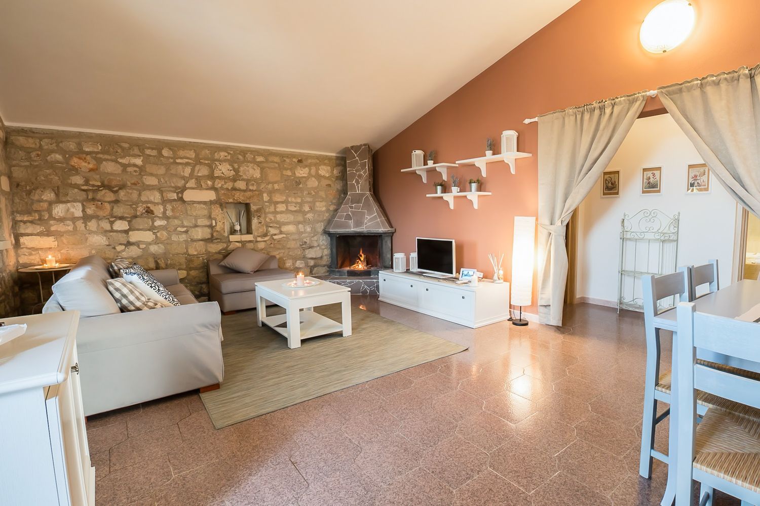 Villa Pavone