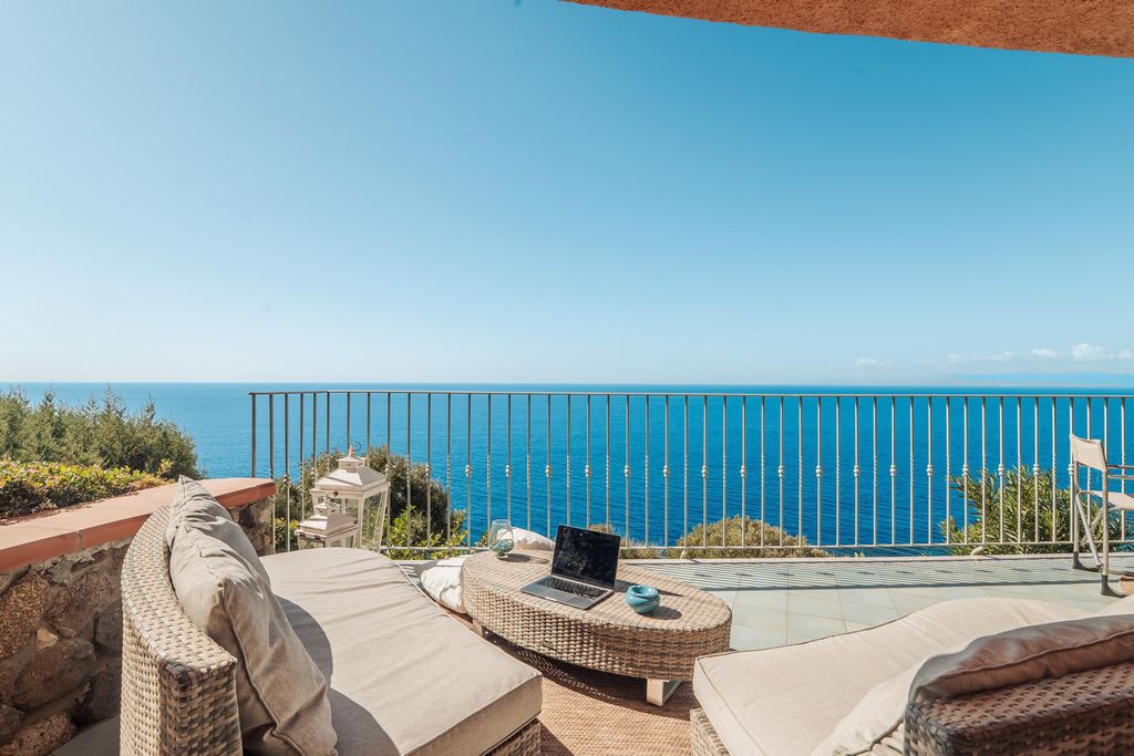 Villa Noa Mare Sardinia OliversTravels 3