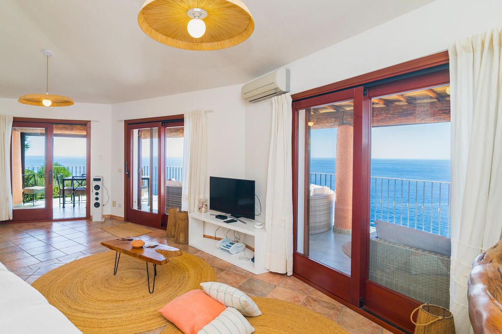 Villa Noa Mare Sardinia OliversTravels 5